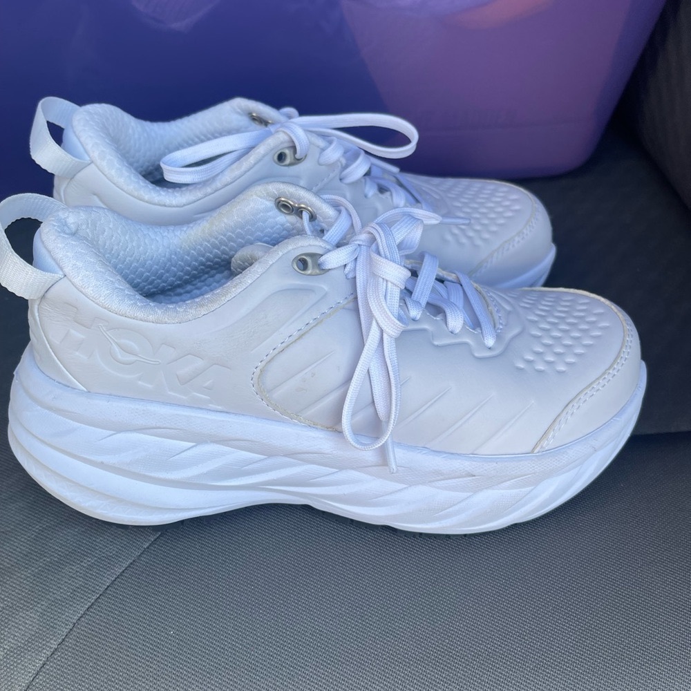 ❌SOLD ❌HOKA one one white shoes size 6❌❌